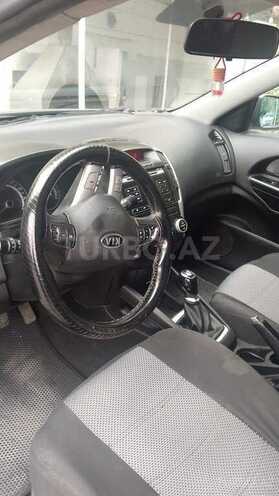 Kia  2009, 312,000 km - 1.6 l - Bakı