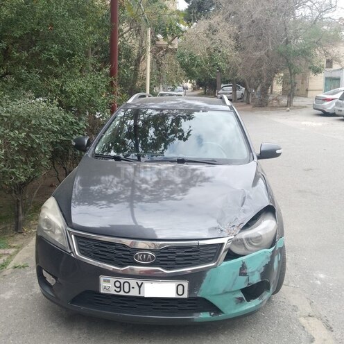 Kia  2009, 312,000 km - 1.6 l - Bakı