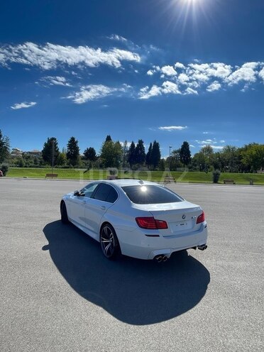 BMW 528 2017, 240,000 km - 2.0 l - Gəncə