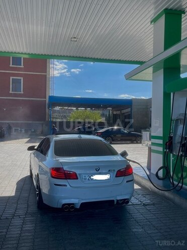 BMW 528 2017, 240,000 km - 2.0 l - Gəncə