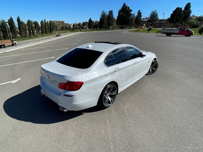 BMW 528 2017, 240,000 km - 2.0 l - Gəncə
