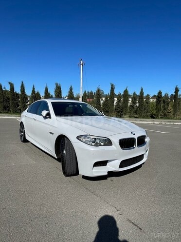 BMW 528 2017, 240,000 km - 2.0 l - Gəncə