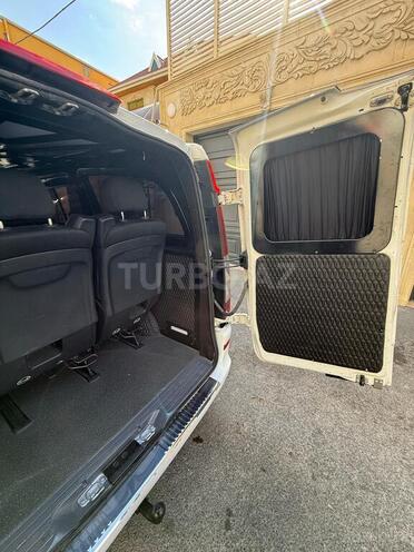 Mercedes  2010, 231,945 km - 2.1 l - Bakı