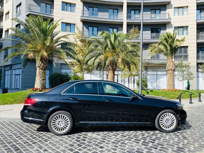 Mercedes E 220 2013, 327,500 km - 2.1 l - Bakı