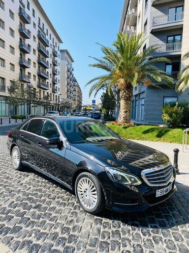 Mercedes E 220 2013, 327,500 km - 2.1 l - Bakı