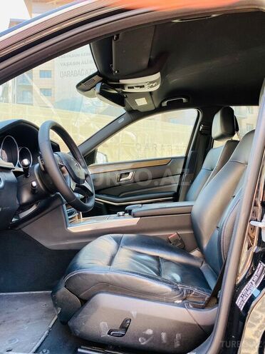 Mercedes E 220 2013, 327,500 km - 2.1 l - Bakı