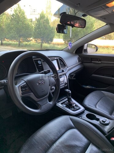Hyundai Avante 2016, 138,500 km - 1.6 л - Bakı