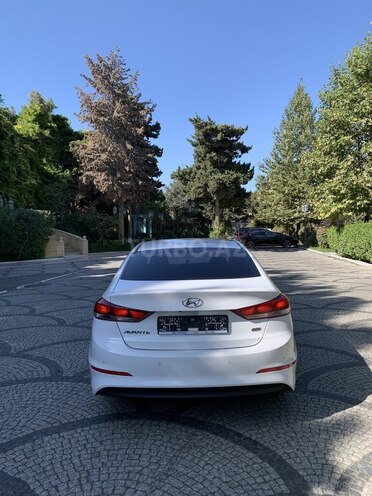Hyundai Avante 2016, 138,500 km - 1.6 л - Bakı