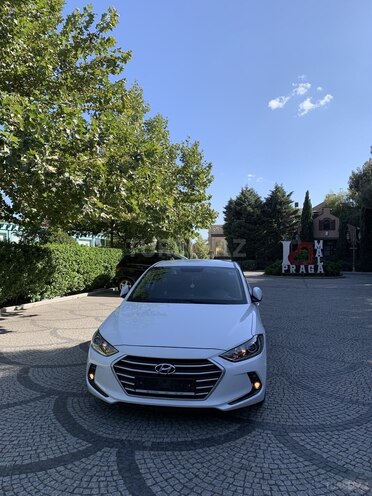 Hyundai Avante 2016, 138,500 km - 1.6 л - Bakı