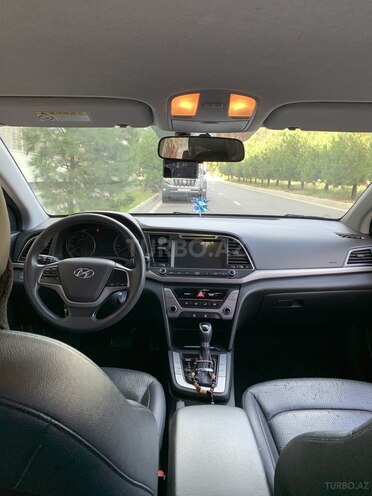 Hyundai Avante 2016, 138,500 km - 1.6 л - Bakı