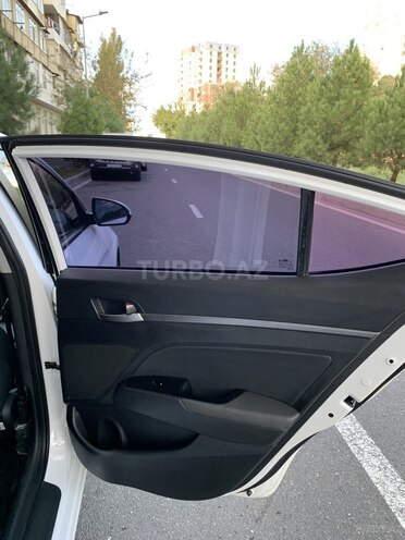 Hyundai Avante 2016, 138,500 km - 1.6 л - Bakı