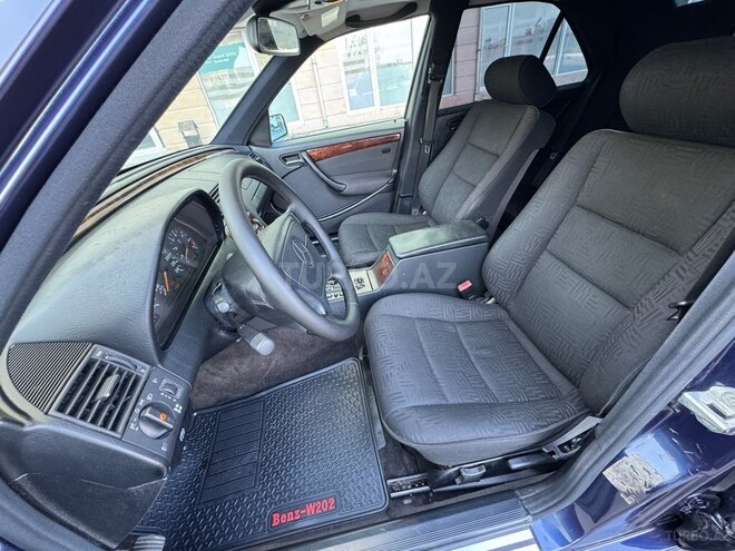 Mercedes C 200 1997, 315,000 km - 2.0 л - Bakı