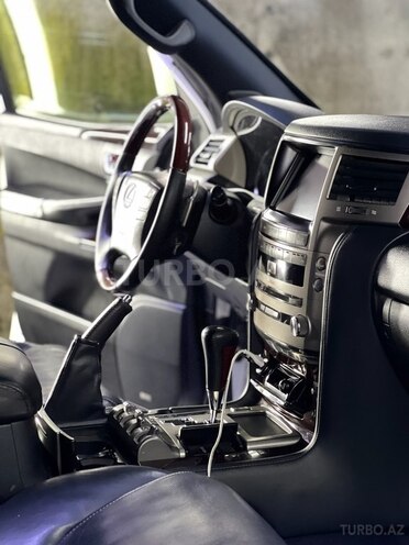Lexus LX 570 2013, 218,000 km - 5.7 l - Bakı