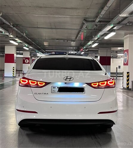 Hyundai Avante 2016, 223,200 km - 1.6 l - Bakı