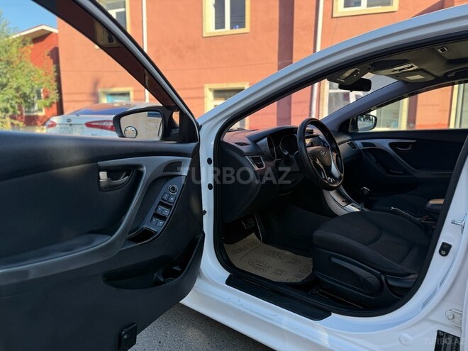 Hyundai Elantra 2011, 269,870 km - 1.8 л - Şirvan
