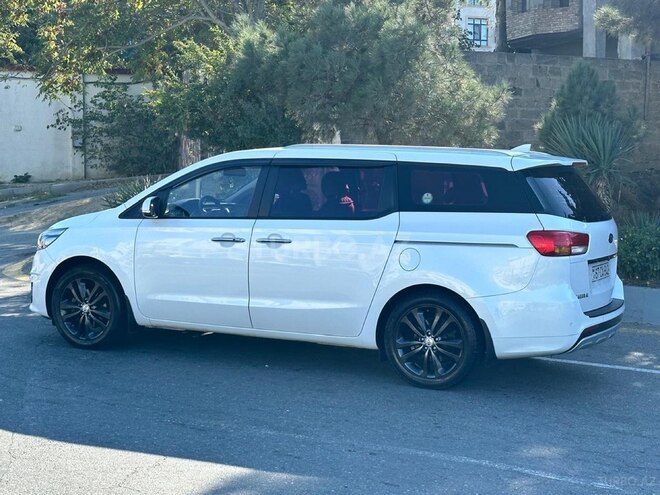 Kia Carnival 2016, 197,000 km - 2.2 l - Bakı