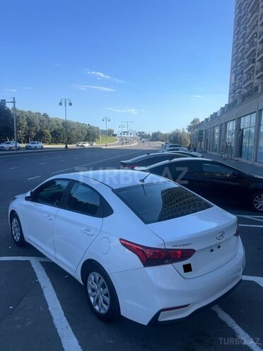 Hyundai Accent 2021, 136,311 km - 1.6 l - Bakı