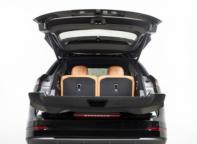 Lynk & Co 900-14