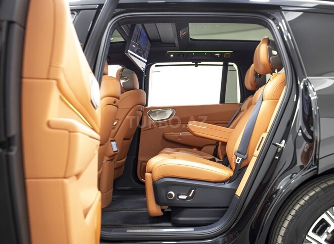 Lynk & Co 900-31