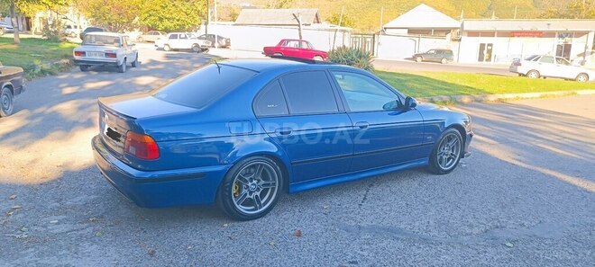 BMW 530 2001, 243,000 km - 3.0 l - Şəki