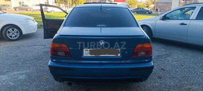 BMW 530 2001, 243,000 km - 3.0 l - Şəki