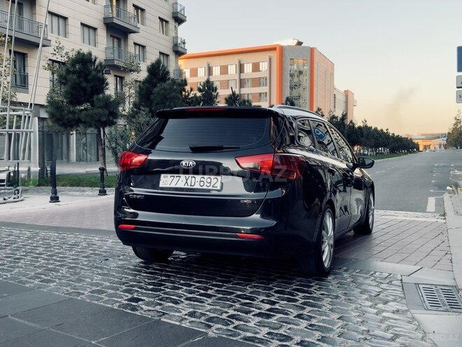 Kia  2013, 240,000 km - 1.6 l - Bakı