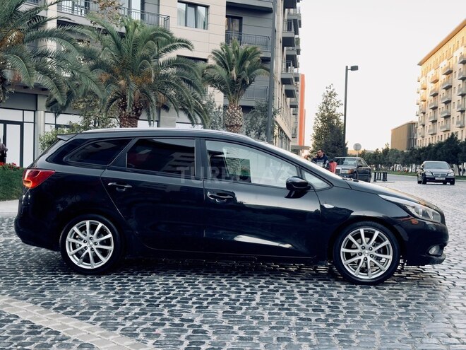 Kia  2013, 240,000 km - 1.6 l - Bakı