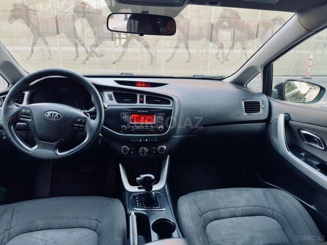 Kia  2013, 240,000 km - 1.6 l - Bakı