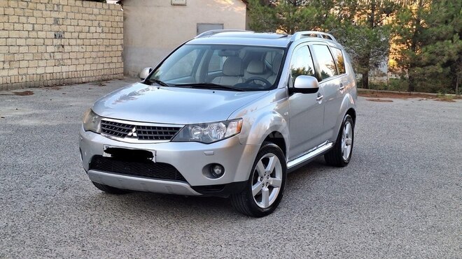 Mitsubishi Outlander 2008, 285,000 km - 3.0 l - Sumqayıt