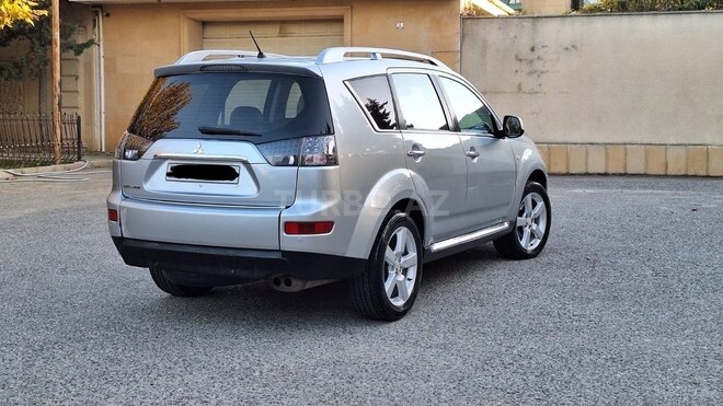 Mitsubishi Outlander 2008, 285,000 km - 3.0 l - Sumqayıt