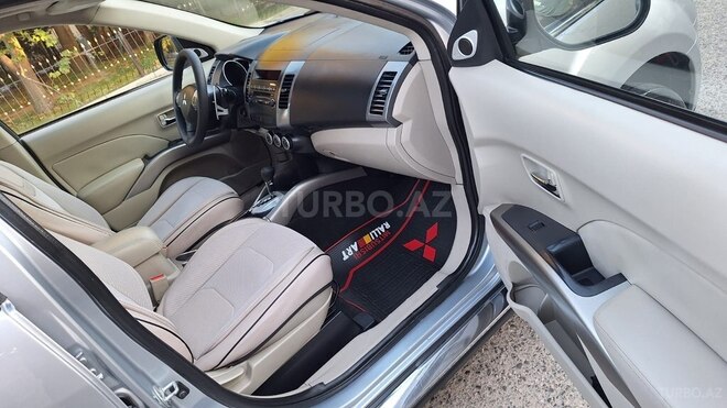 Mitsubishi Outlander 2008, 285,000 km - 3.0 l - Sumqayıt