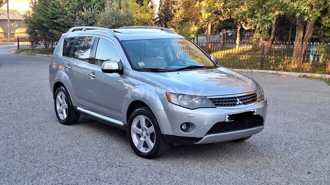 Mitsubishi Outlander 2008, 285,000 km - 3.0 l - Sumqayıt