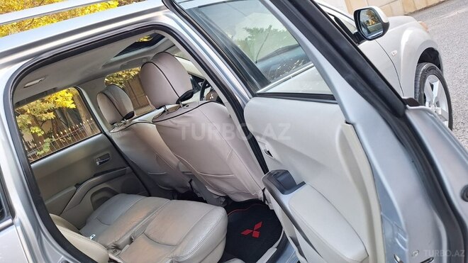 Mitsubishi Outlander 2008, 285,000 km - 3.0 l - Sumqayıt