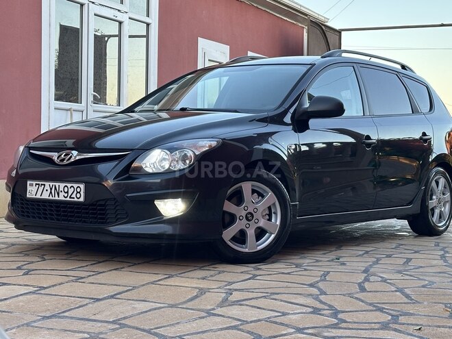 Hyundai i30 2011, 274,000 km - 1.6 л - Bakı