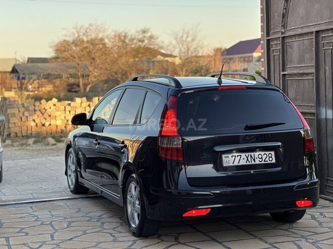 Hyundai i30 2011, 274,000 km - 1.6 л - Bakı