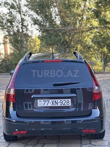 Hyundai i30 2011, 274,000 km - 1.6 л - Bakı
