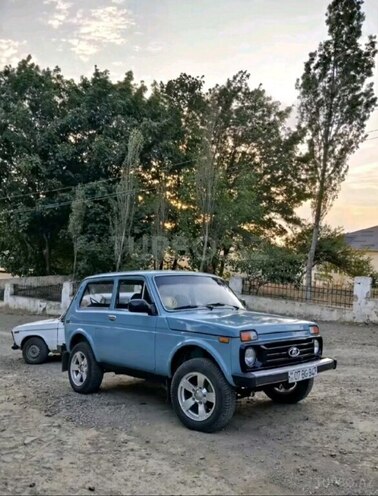LADA (VAZ) Niva 1990, 150,000 km - 1.7 l - Lerik