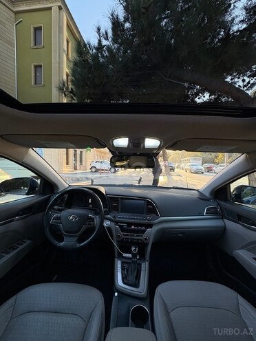 Hyundai Elantra 2016, 157,716 km - 2.0 l - Bakı