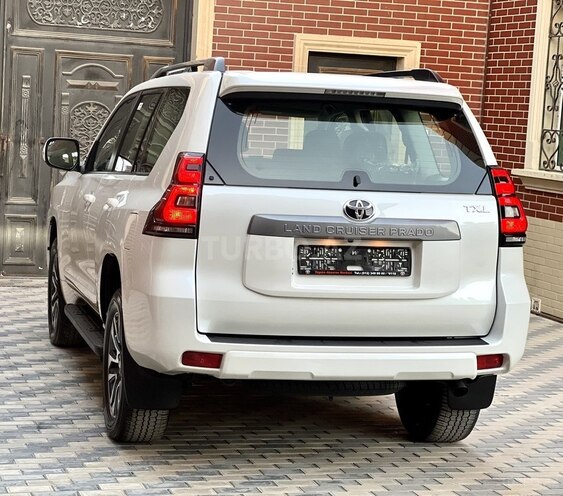 Toyota Land Cruiser Prado 2022, 46,000 km - 2.8 l - Bakı