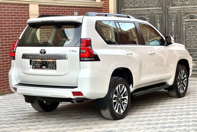 Toyota Land Cruiser Prado 2022, 46,000 km - 2.8 l - Bakı
