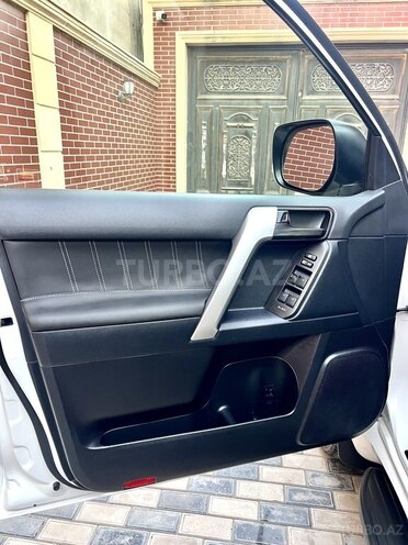 Toyota Land Cruiser Prado 2022, 46,000 km - 2.8 l - Bakı