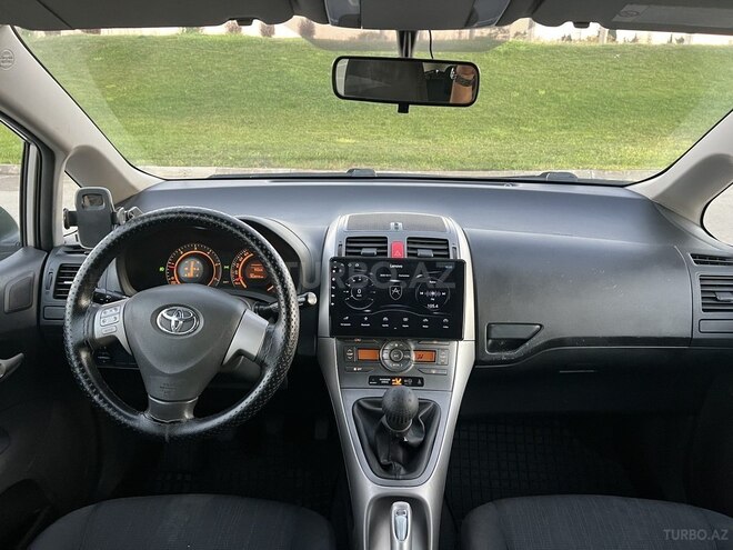 Toyota Auris 2008, 335,000 km - 1.4 l - Bakı