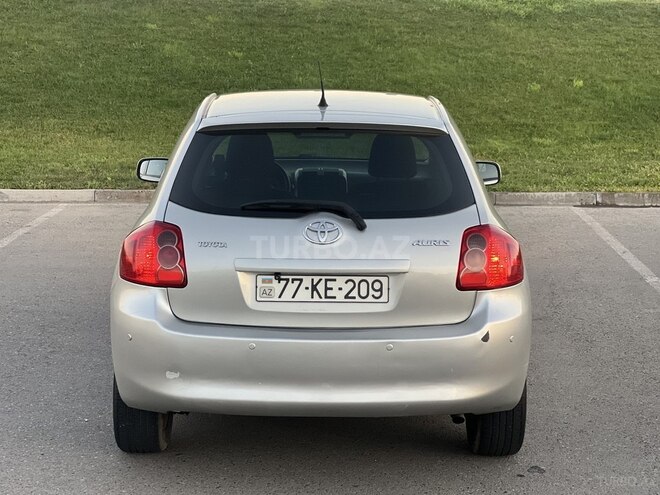 Toyota Auris 2008, 335,000 km - 1.4 l - Bakı