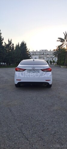 Hyundai Avante 2014, 177,000 km - 1.6 l - Astara