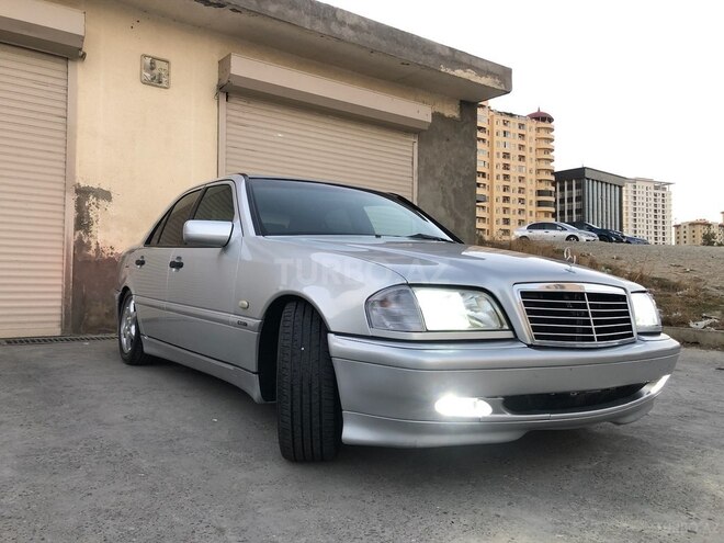 Mercedes C 220 2000, 600,000 km - 2.2 l - Bakı
