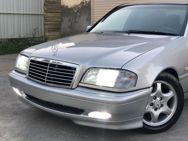 Mercedes C 220 2000, 600,000 km - 2.2 l - Bakı