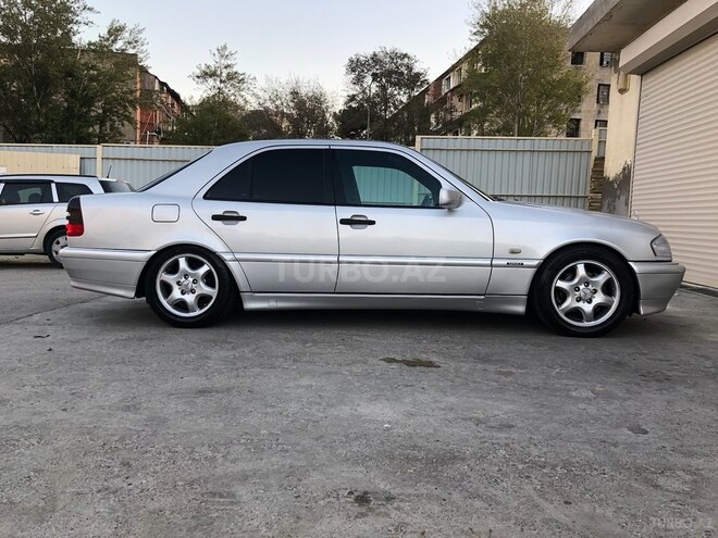 Mercedes C 220 2000, 600,000 km - 2.2 l - Bakı