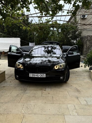 BMW 740 2011, 300,000 km - 3.0 л - Bakı