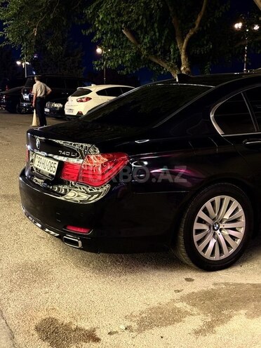BMW 740 2011, 300,000 km - 3.0 л - Bakı