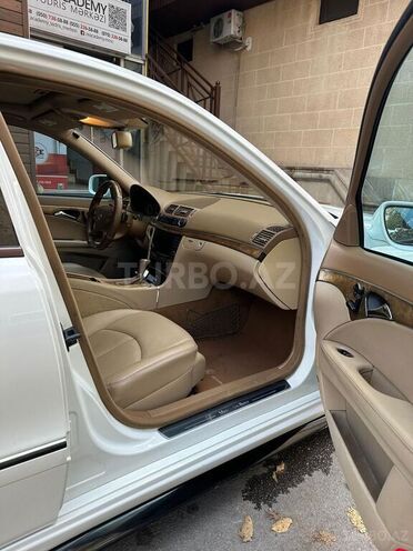 Mercedes E 350 2007, 270,000 km - 3.5 l - Bakı